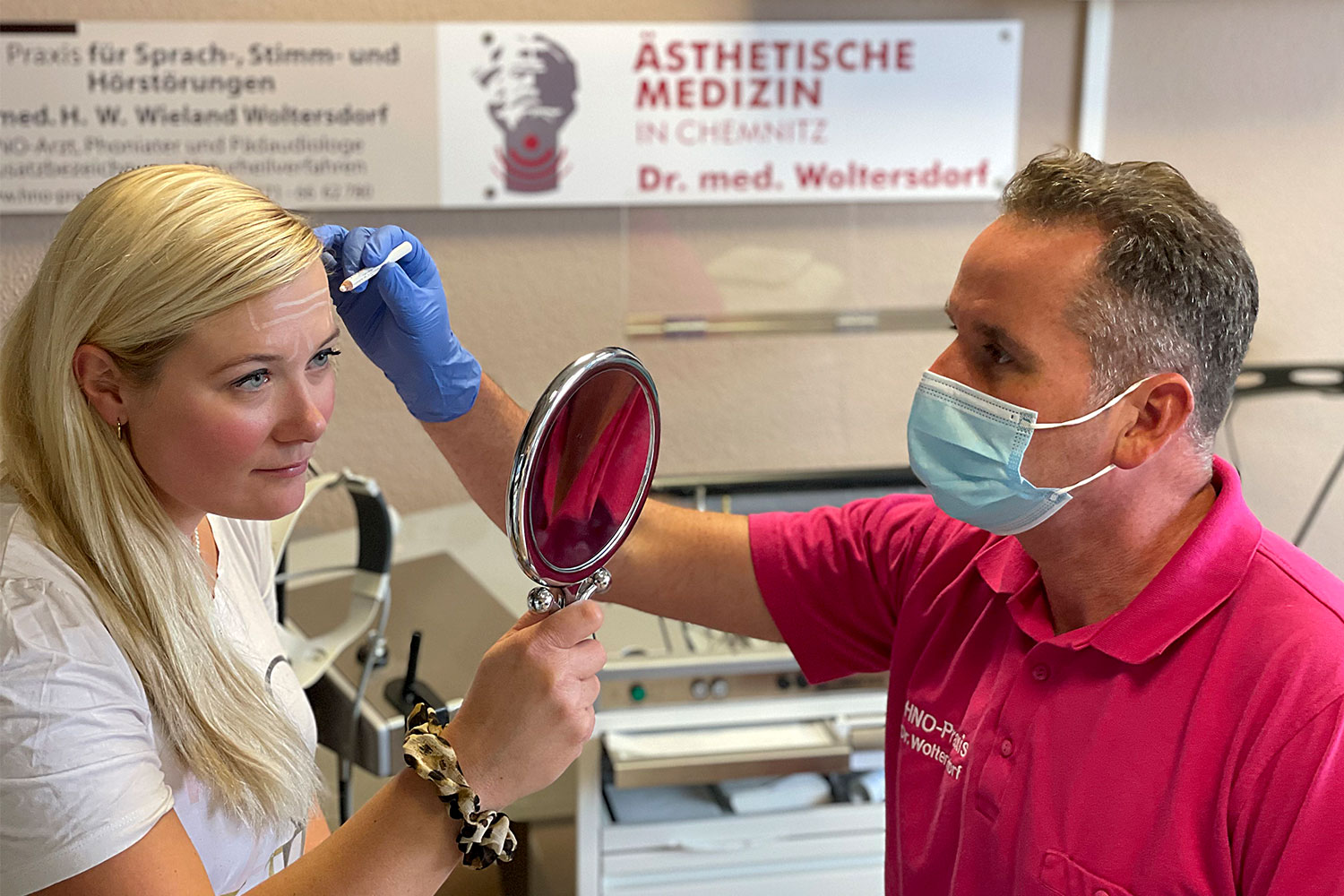 Dr. med. Woltersdorf: Experte für medizinisch-ästhetische Behandlung mit Botulinum